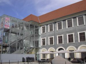 KunstHalle_u_Leobenu.JPG