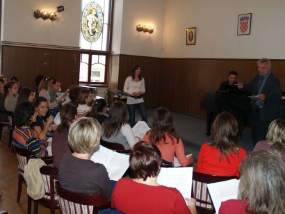 Davanje_pjevackog_seminara.JPG