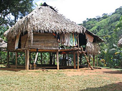Kuca_Embera.jpg