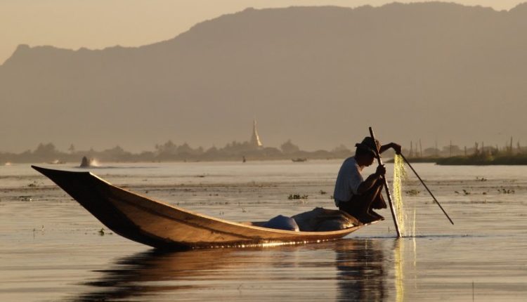 myanmar_river-800×600