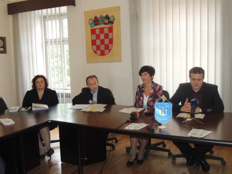 Predstavljen projekt „Energetski savjetnici za energetski siromašna kućanstva“