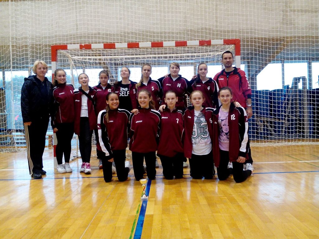 IMG_20160424_154809_rukometasice_RK_KTC_godiste_2004_7_mjesto_zavrsnica_Umag