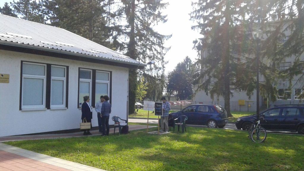 photo_2016-09-29_12-37-10_40_dana_za_zivot_molitva_pobacaj_transparenti_abortus