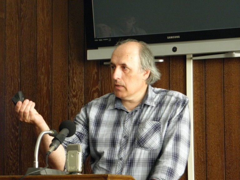 Korado Korlević u Gradskoj vijećnici u Križevcima na prvim Danima meteorita Križevci 18. lipnja 2015. godine (foto Martin Vujić)