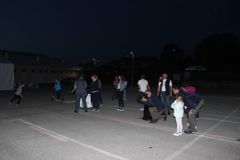 Garešnica Infinity Festival 10. lipnja 2023. - Večernje promatranje neba (foto Martin Vujić)